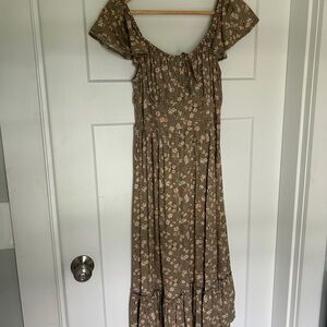 Arizona Jean Company Olive Floral Maxi Dress